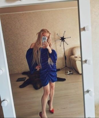 🌟 Опытна и креативна, умею удовлетворить любые твои фантазии. 😏 Живу в самом сердце Москвы, где наши встречи будут проходить в уютной и комфортной обстановке. 😍 Мои услуги включают эротический массаж, страстный секс и многое другое, все зависит от тебя, мой сладкий. 😘 Позволь мне раскрыть тебя полностью и подарить незабываемые мгновения нашей встречи. 💋 У меня множество положительных отзывов, которые убедят тебя в моей профессиональности и нежности. 🌹 Завораживающие фото моего соблазнительного тела подарят тебе предвкушение нашей встречи. 😉 Не медли, мой красавчик, и приходи ко мне насладиться моими изысканными услугами. 💫 Жду тебя! 🌸 Фатима