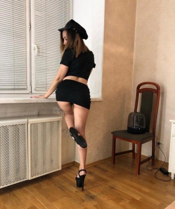 Мне нравится ласкать и быть лаской в Москве. У меня потрясающее тело, которое готово исполнить все твои желания. Я умею подарить незабываемые эмоции и буду рада стать твоей компаньонкой на какое-то время. У меня есть много интересных услуг и возможностей для тебя, чтобы ты смог расслабиться и насладиться моим обществом. Все, что нужно - это позвонить мне и мы договоримся о встрече. У меня есть отличные отзывы от моих клиентов, которые говорят о моей незабываемости. Посмотри мои фото и убедись в этом сам! Жду тебя... 😘 Ека